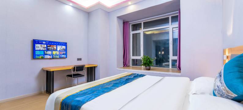 天虹酒店(银川新华联火车站店)图片