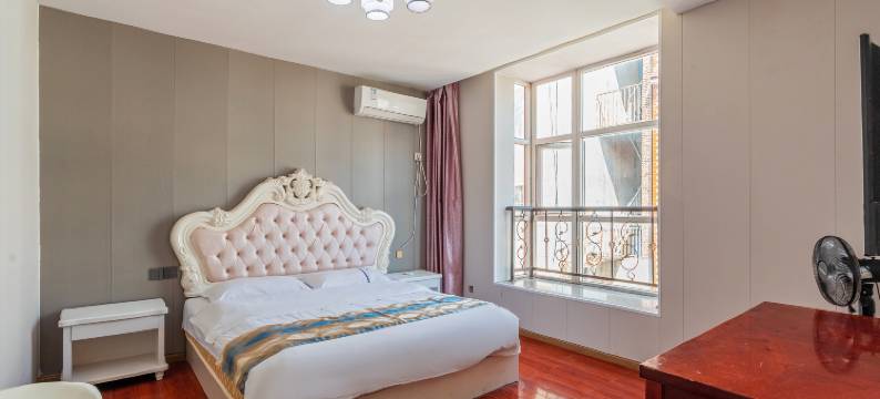 昆明盼居酒店(长水机场店)图片