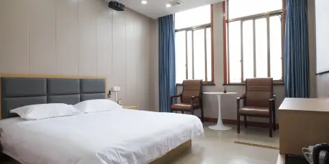 通達智能公寓(嵊州市東站店)