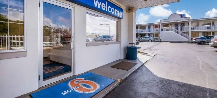 华盛顿DC会议中心6号汽车旅馆(Motel 6 Washington, DC - Convention Center)图片