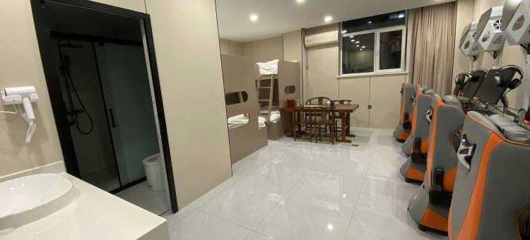 广灵顺竞电竞酒店图片