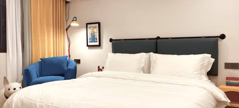 萤火虫软装民宿(市政广场店)图片