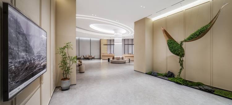 大连火车站亚朵酒店图片