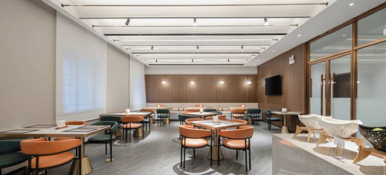 城市便捷酒店(南宁中山路夜市朝阳广场地铁站店)图片