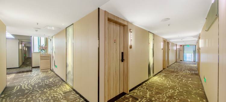 文星酒店(广州华南师范大学石牌校区华景路地铁站店)图片