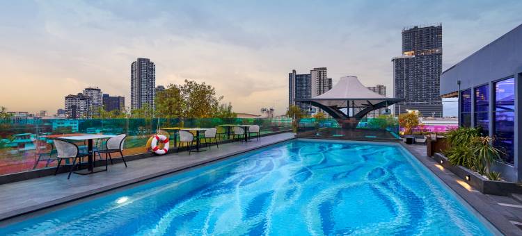 素坤逸48号温德姆华美达广场酒店(Ramada Plaza by Wyndham Bangkok Sukhumvit 48)图片