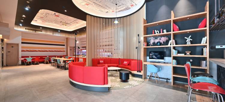 美娱·星峰电竞酒店(南通龙信广场店)图片