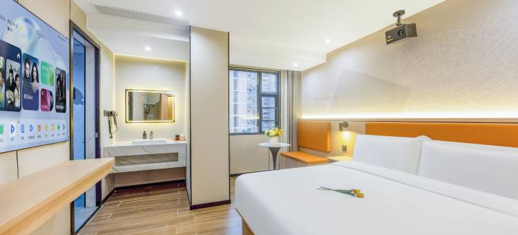 柏曼酒店(珠海情侣路海滨泳场店)图片