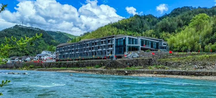 遂昌雷迪森怿曼酒店图片