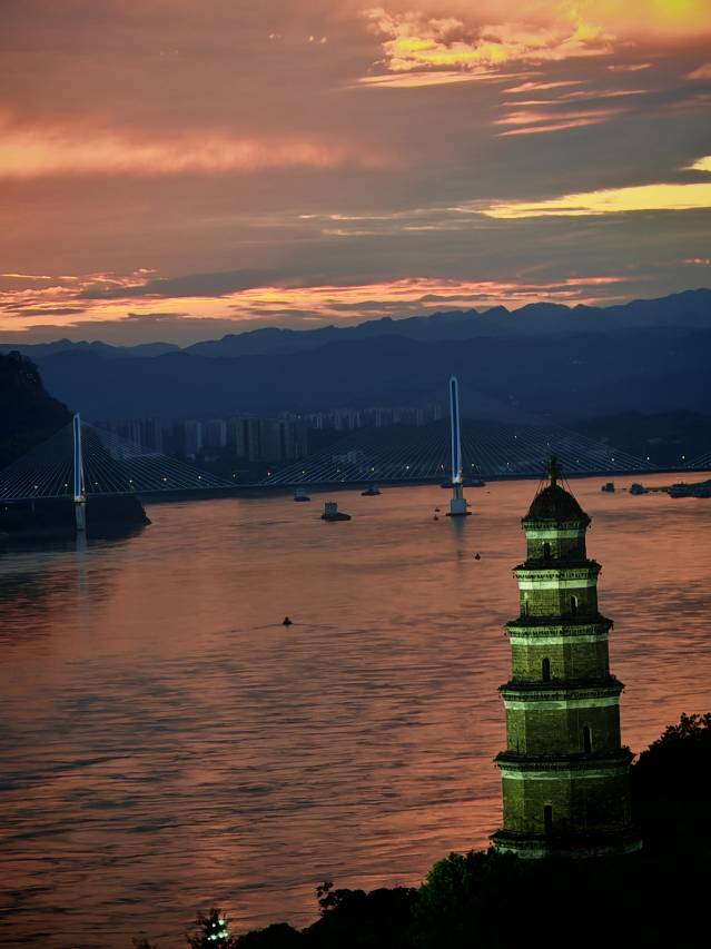 1790梵居(宜昌沿江大道天然塔店)图片