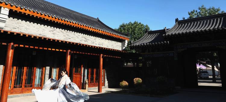 霍城会芳园院落精品民宿(惠远古城店)图片