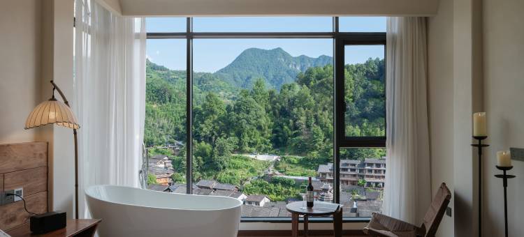 高见｜寨顶·ZHAO ALTUS丨270°全景私汤奢宿(肇兴侗寨店)图片
