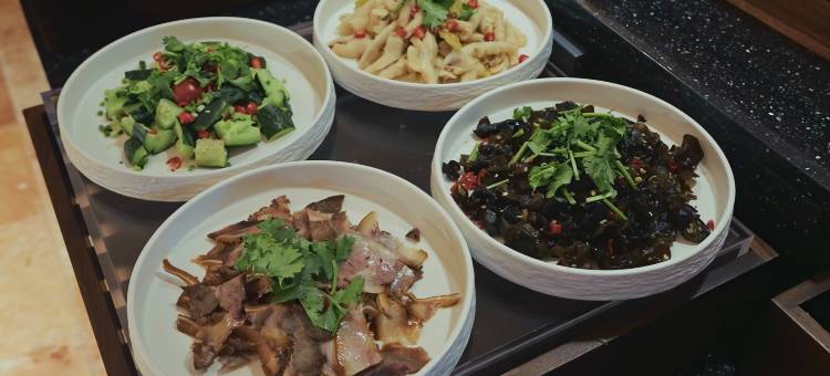 云上四季尚品酒店(六盘水人民广场高铁站店)图片