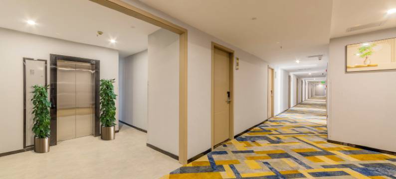 沃尔顿精品酒店(黄石港万达广场店)图片