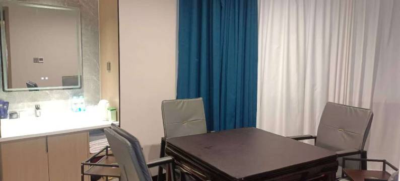 悦云居酒店(常熟市中心招商城店)图片