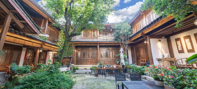 朗雲Cloud·古韵花境庭院(丽江古城店)图片