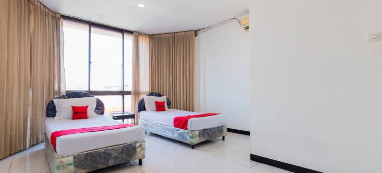 红门酒店@斯帕克林酒店-近苏腊巴亚古本火车站(RedDoorz @ Sparkling Hotel near Stasiun Gubeng Surabaya)图片