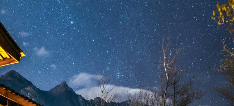 丽江石洛克酒店图片