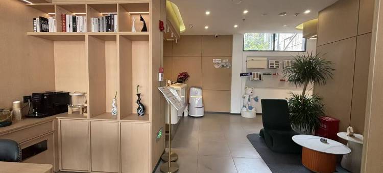 云上四季酒店(昆明拓东体育馆延安医院店)图片