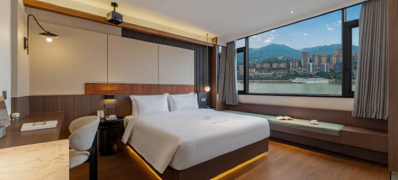 重庆山来江往酒店(解放碑洪崖洞店)图片