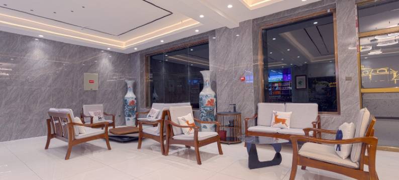 霍城清水河解忧公主薰衣草园丽呈酒店图片