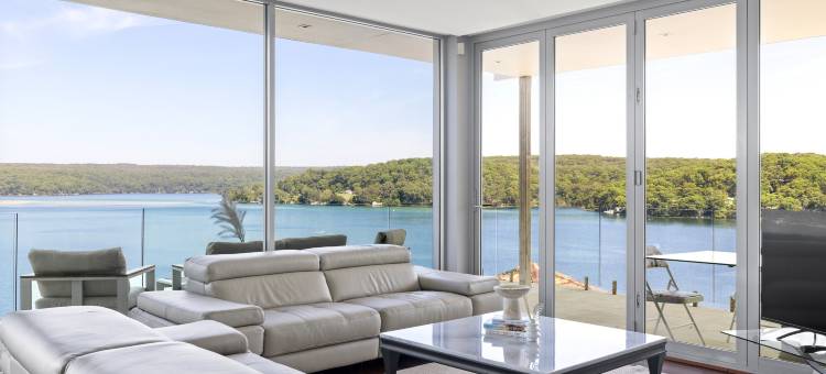 滨水奢华客房·绝美景观(Waterfront Luxury Rooms with Stunning Views)图片