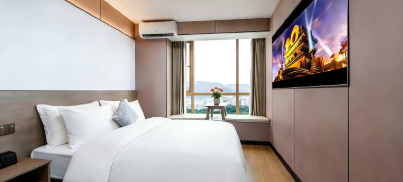 艺丰·科技智能都市云端影音观景酒店(花果园购物中心店)图片