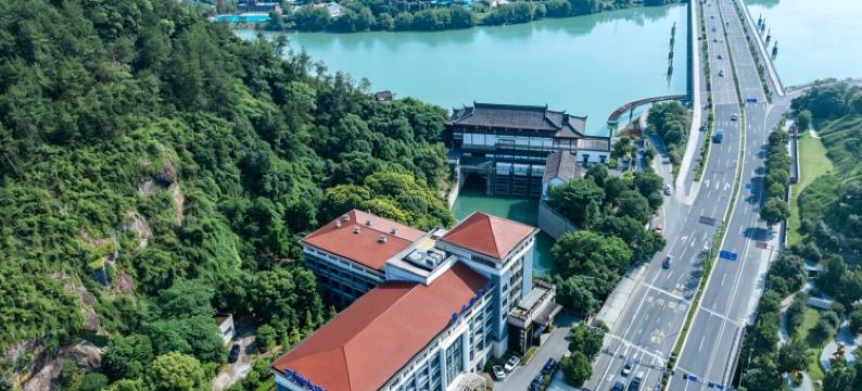 曼卡兰酒店(丽水市中心医院印象西城七子楼店)图片