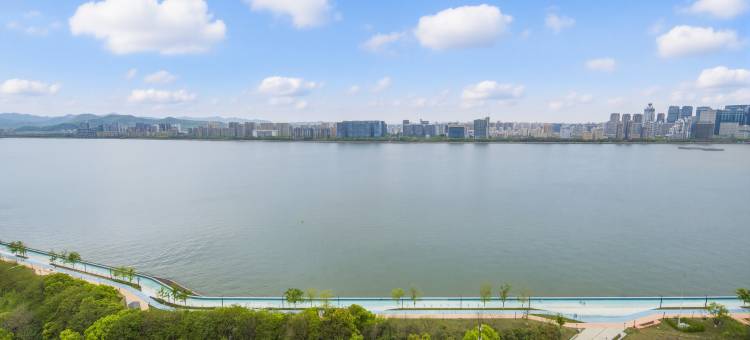 杭州宁均江景公寓(金铂湾店)图片