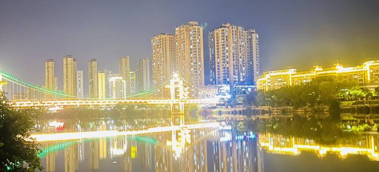 四季阳光主题酒店(三明麒麟山公园店)图片