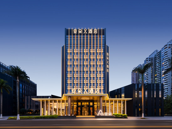 珠海情侣路海滨泳场亚朵X酒店