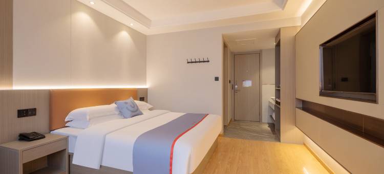 骏怡酒店(文游路琵琶美食街店)图片