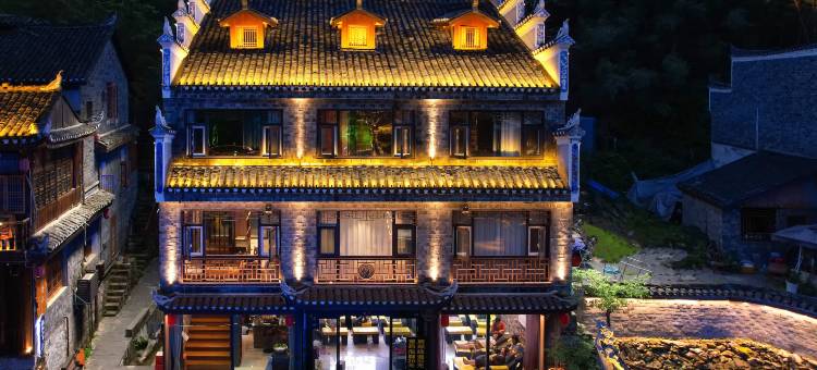 SHUIXIU凤凰·水秀丨Azure Haven沱江江景酒店(凤凰古城雾桥店)图片