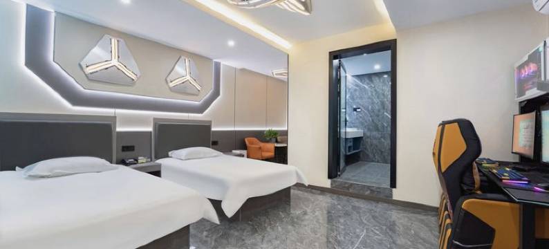 鼎潮电竞·主题酒店(东台八佰伴店)图片