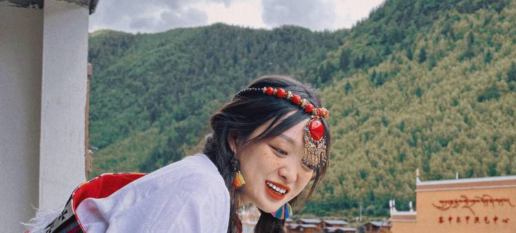 暮景·千山雪苑(四姑娘山长坪沟景区店)图片