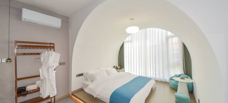 大理星辰海大海景酒店(大理站兴盛大桥店)图片