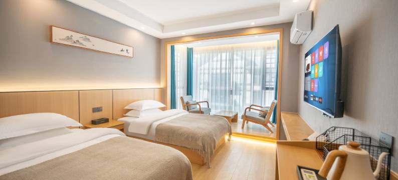 神农架在路上酒店(大九湖坪阡古镇店)图片