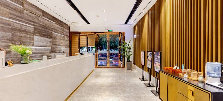东方精品酒店(淮南火车站吾悦广场店)图片