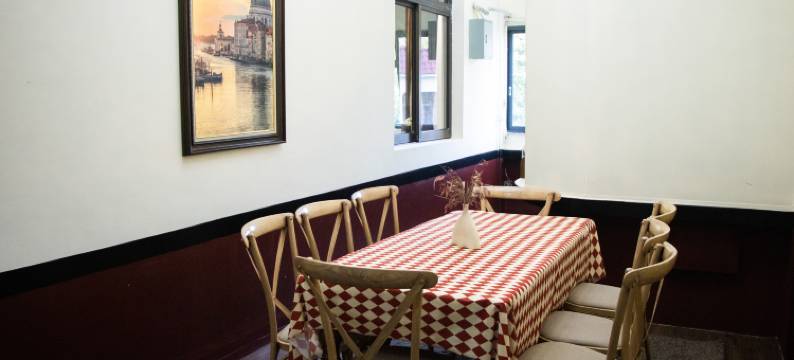 佛山老街里民宿(顺德大良美食城店)图片