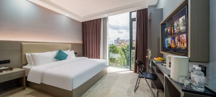 雅莉丨YALI·FASHION 轻奢酒店(世纪金源购物中心茶园地铁站店)图片