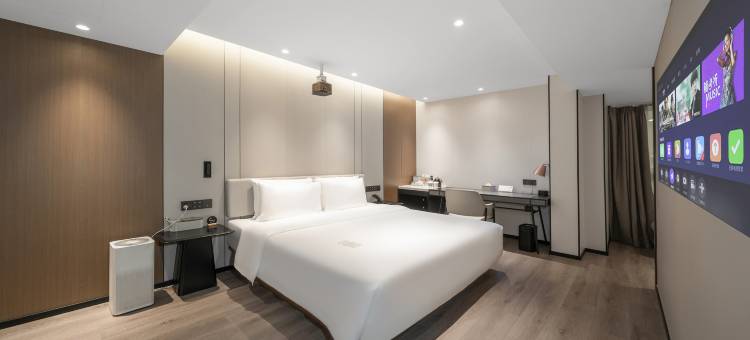 成都东站绿地468中心亚朵酒店图片