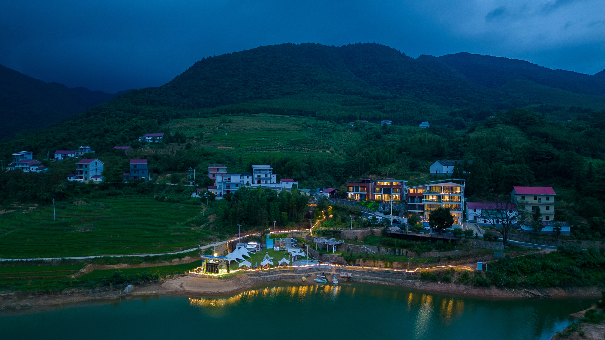 dianfu hotel Hotel Overview