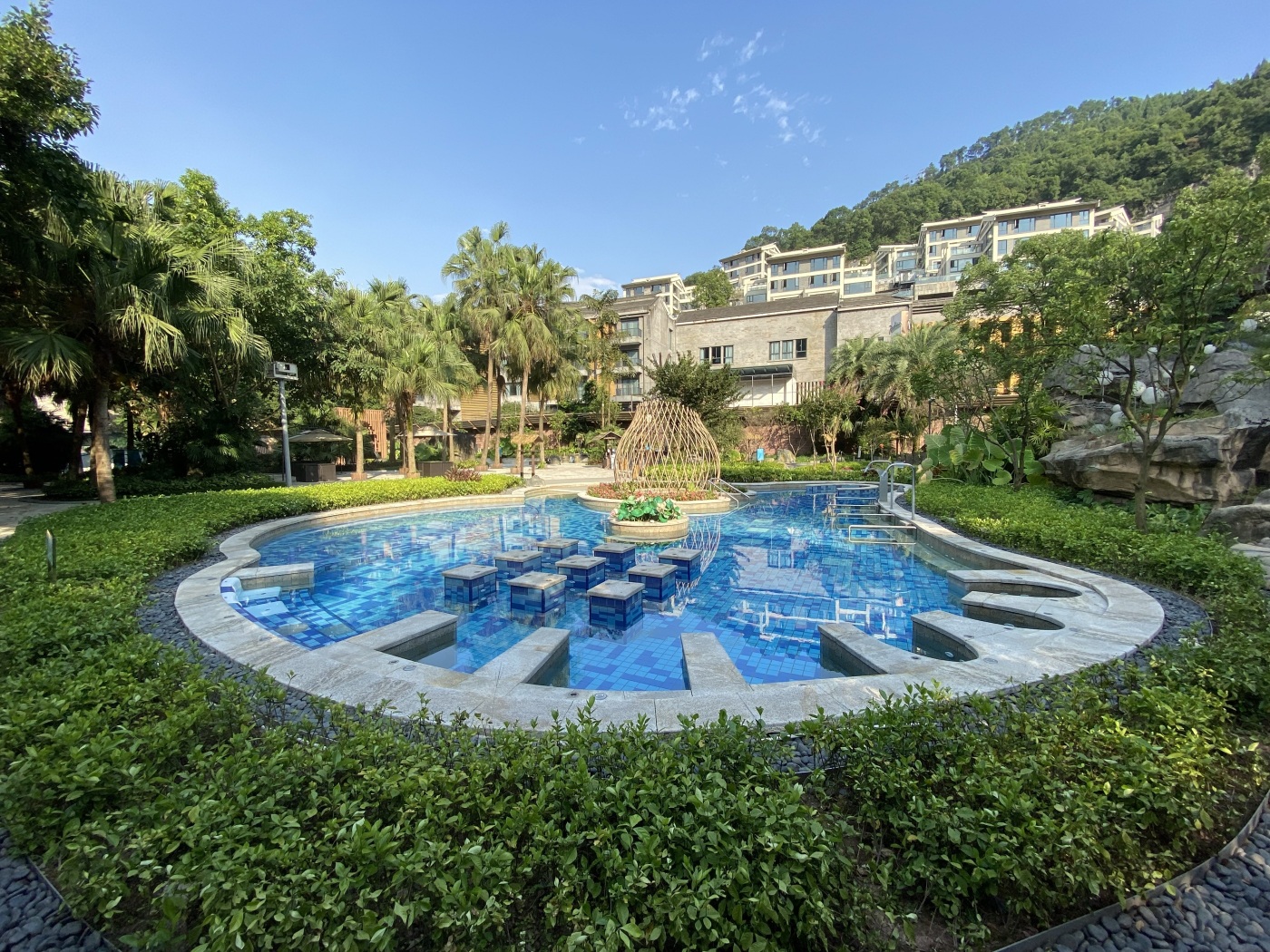 Radisson Chongqing South Hot Spring Over view