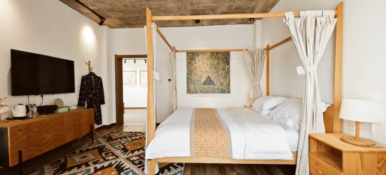 丽江自由生长艺术客栈图片