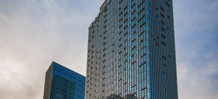 印迁酒店(重庆江北国际机场鹿山地铁站店)图片