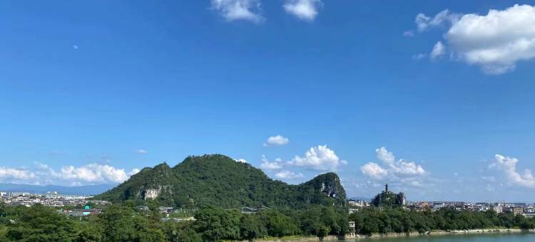 桂林漓江俏CIAO酒店(两江四湖象鼻山店)图片