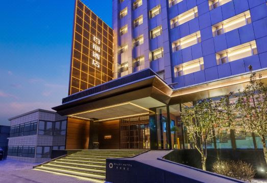 乌鲁木齐百丽酒店（和田二街经一路店）外景图