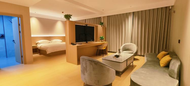 云上自在酒店(乌兰察布市商都店)图片