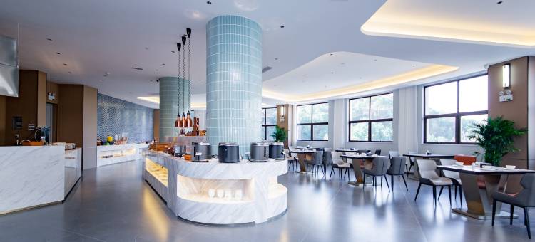 长沙开福戴斯温德姆酒店(秀峰山地铁站店)图片