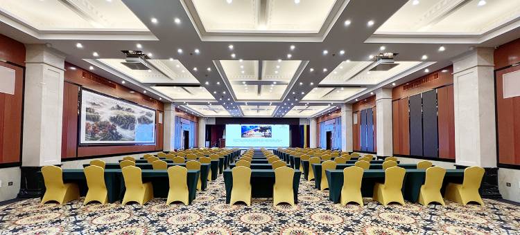 广州帅府宾馆(珠江新城五羊邨地铁站店)图片